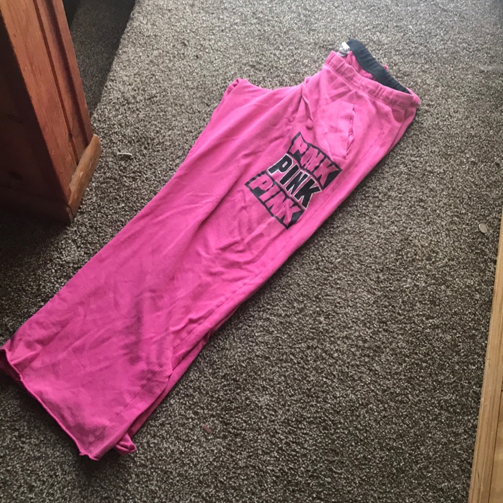 VS pink sweatpants
